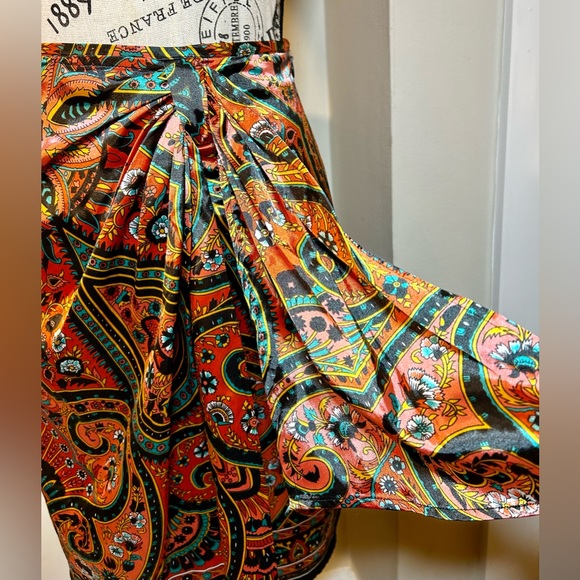 RICHIE TAILOR Faux Wrap with Sash Detail Mini Skirt Sz M - Picture 2 of 9